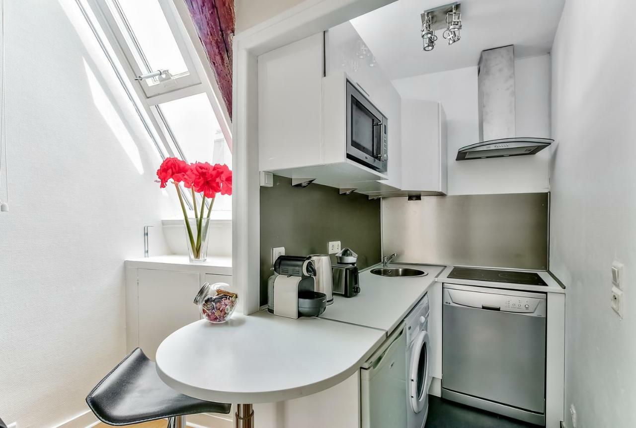 Love Nest In Saint-Michel Paris Ngoại thất bức ảnh