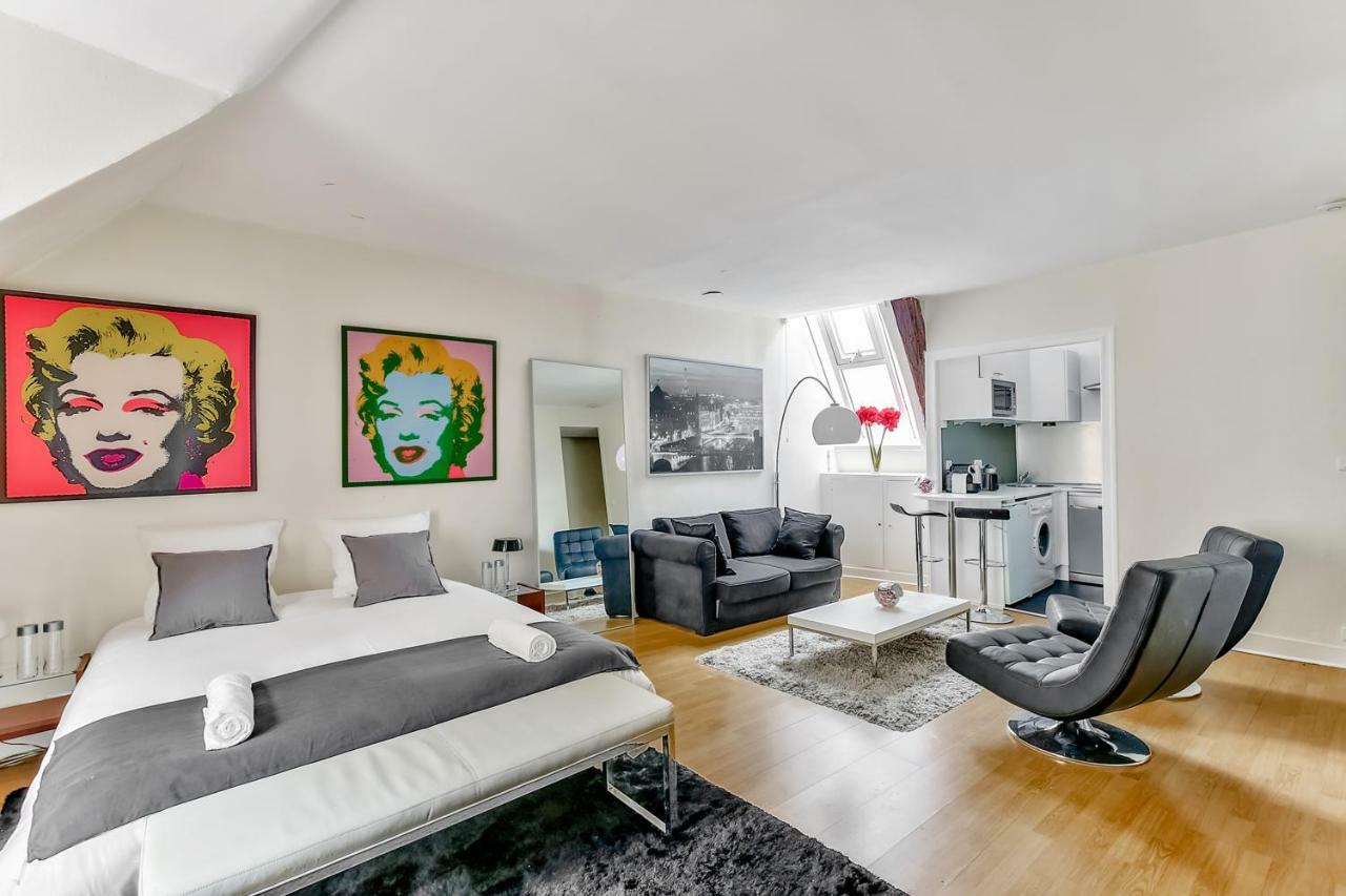 Love Nest In Saint-Michel Paris Ngoại thất bức ảnh